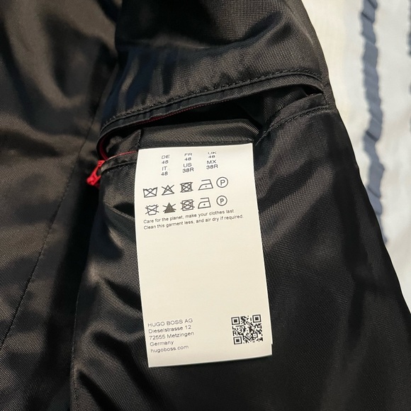 Men’s Hugo Boss 38R slim fit coat - Picture 7 of 9